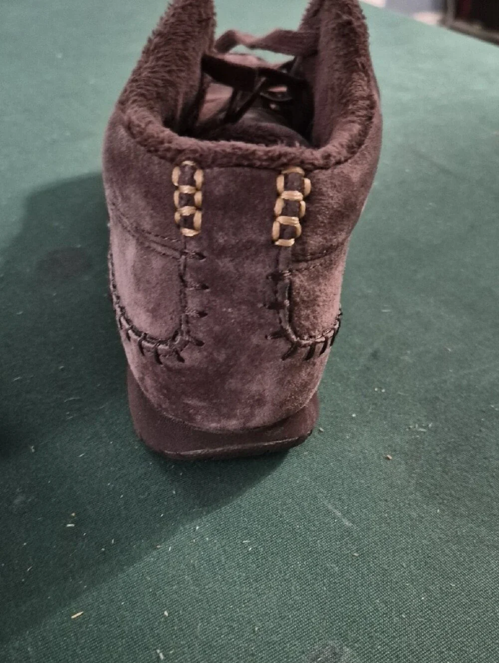 Skechers soft suede